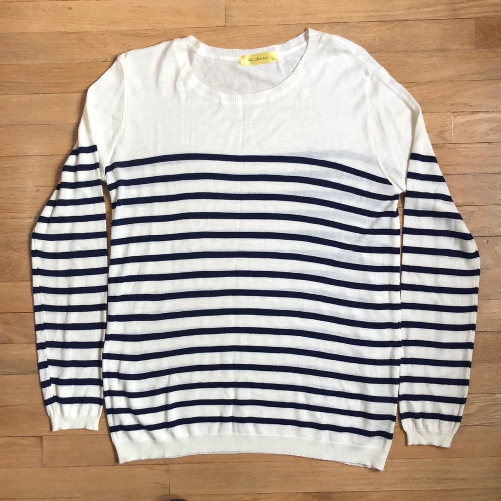 Navy blue & Off white sweater